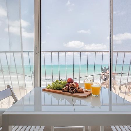 Dream On The Beach Haifa Exterior foto